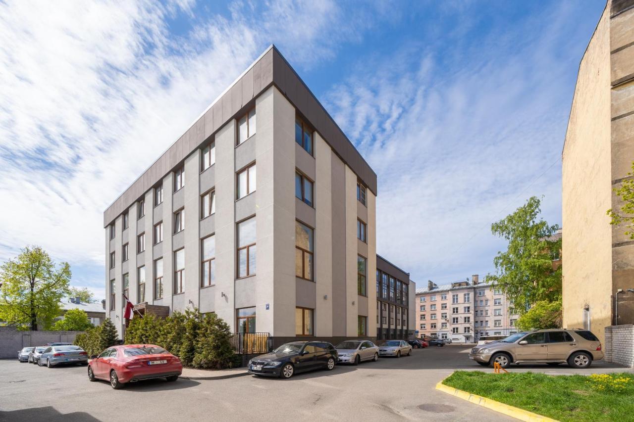 Grizinkalns Residence With Free Parking Riga Exterior photo